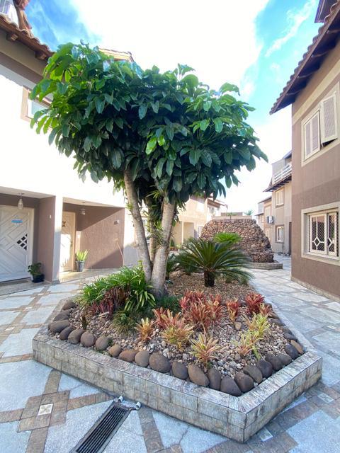 Sobrado à venda em Cachoeirinha, Vila Monte Carlo, com 3 quartos, com 118 m²